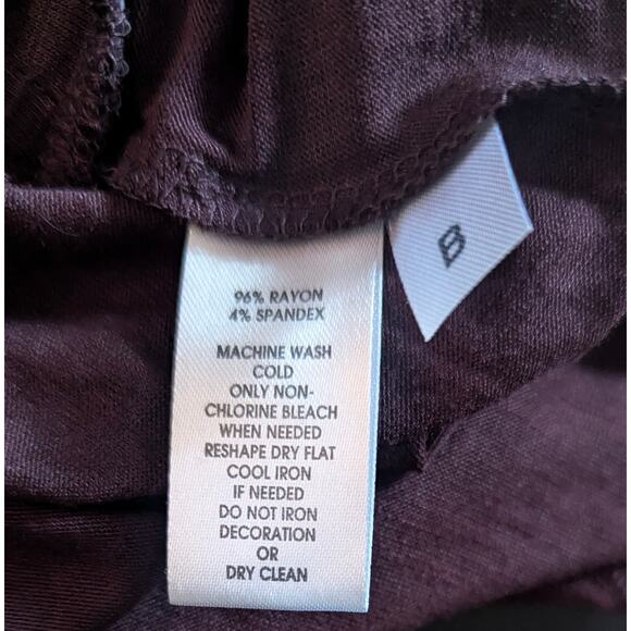 Adorable Womens LOFT Rayon Stretch Maroon Tank Top Size MEDIUM - Picture 4 of 4
